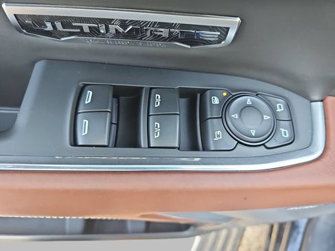 Certified 2023 GMC Sierra 1500 Denali Ultimate AWD/4WD image 33