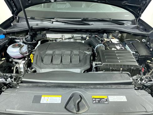 Certified 2025 Audi Q3 2.0T Premium Plus w/ Premium Plus Package image 29