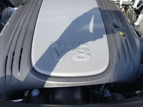 Certified 2022 Dodge Durango R/T w/ Hemi Orange Plus Package image 44