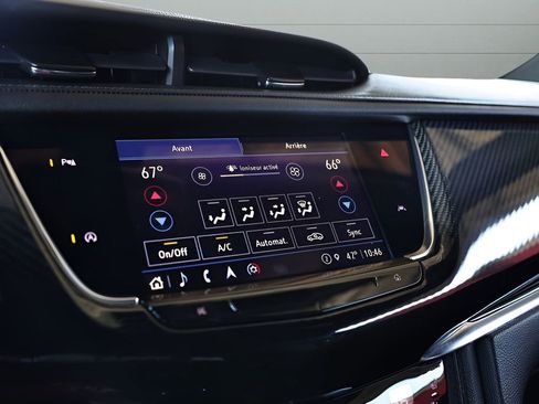 Used 2022 Cadillac XT6 Sport AWD/4WD image 20