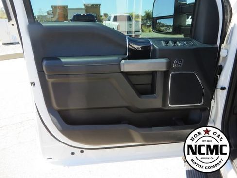 Used 2020 Ford F350 Platinum w/ FX4 Off-Road Package AWD/4WD image 20