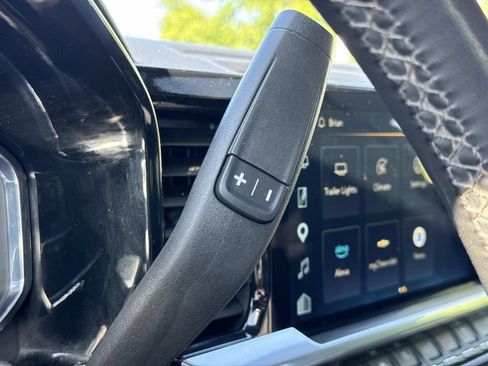 Used 2024 Chevrolet Silverado 1500 RST w/ Z71 Off-Road Package AWD/4WD image 10