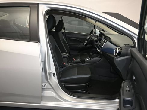 Used 2025 Nissan Versa SV FWD image 26