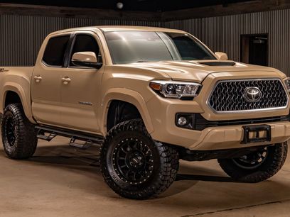 Used 2019 Toyota Tacoma TRD Sport w/ Technology Package