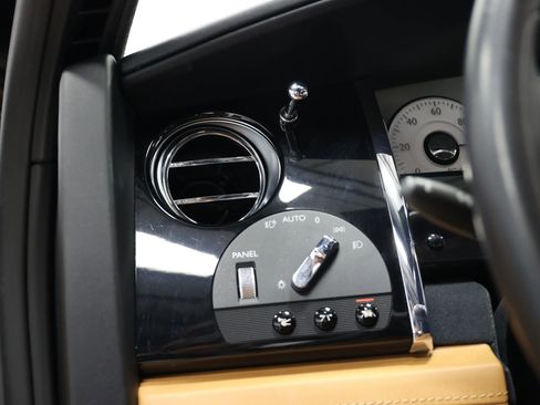 Used 2017 Rolls-Royce Ghost Series II Sedan 4D image 20