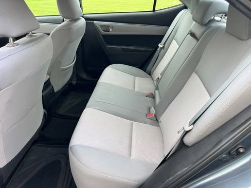 Used 2015 Toyota Corolla LE FWD image 13