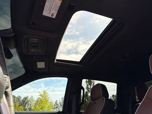 Used 2025 GMC Sierra 1500 Denali Ultimate AWD/4WD image 32