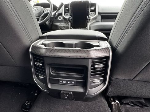 New 2026 RAM 2500 Big Horn AWD/4WD image 24