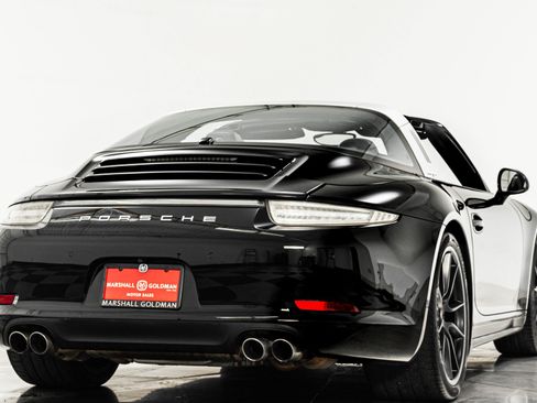 Used 2016 Porsche 911 Targa 4S AWD/4WD image 9