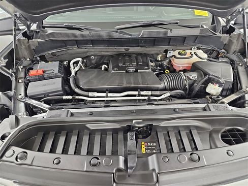 Certified 2024 Chevrolet Silverado 1500 LT image 36
