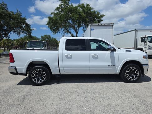 Used 2026 RAM 1500 Laramie AWD/4WD image 8
