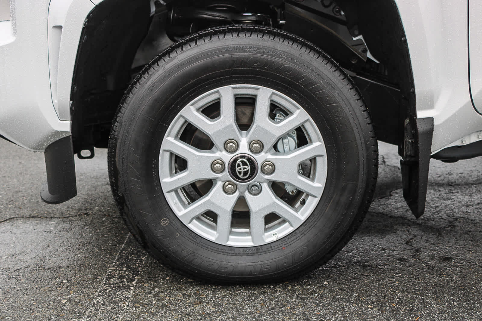 Used 2026 Toyota Tacoma SR5 AWD/4WD image 9