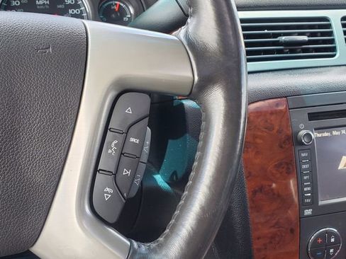 Used 2013 Chevrolet Suburban LTZ AWD/4WD image 13