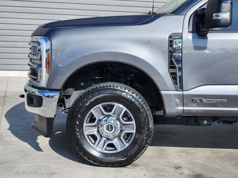 Used 2025 Ford F250 Lariat w/ FX4 Off-Road Package AWD/4WD image 9