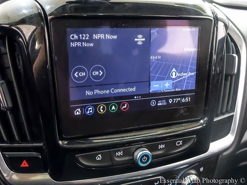 Used 2021 Chevrolet Traverse Premier AWD/4WD image 22