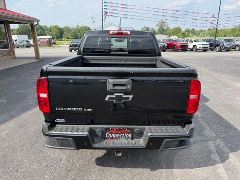 Used 2020 Chevrolet Colorado Z71 w/ Z71 Midnight Edition AWD/4WD image 5