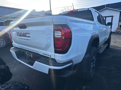 Used 2024 GMC Canyon AT4 w/ LPO, Off Road Lift Package image 2