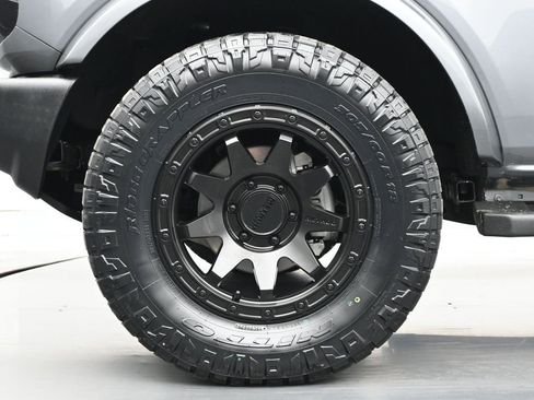 Used 2023 Ford Bronco Outer Banks image 25