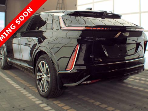Used 2024 Cadillac Lyriq Luxury RWD image 4