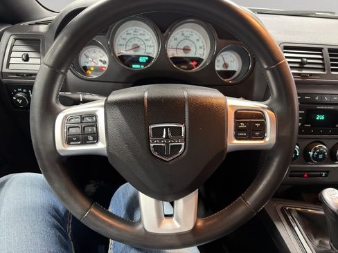 Used 2012 Dodge Challenger R/T RWD image 22