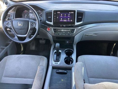 Used 2018 Honda Pilot EX image 14