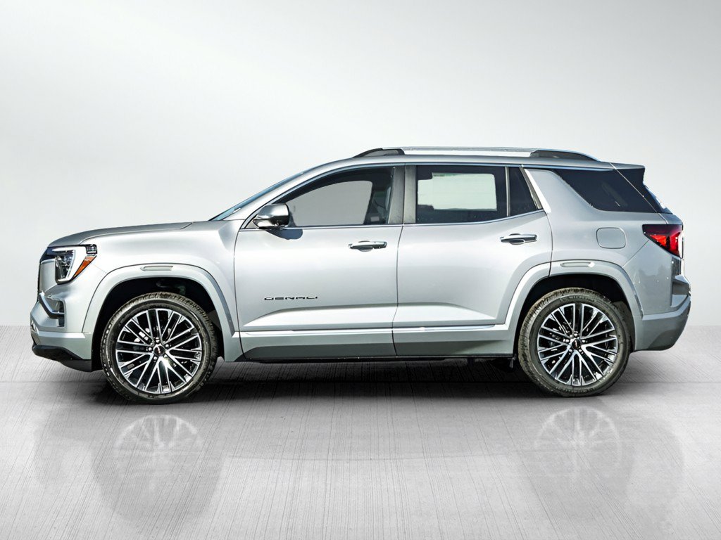 New 2027 GMC Terrain Denali w/ LPO, Floor Liner Package AWD/4WD image 4