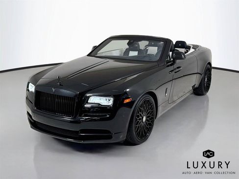 Used 2018 Rolls-Royce Dawn RWD image 4