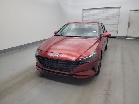Used 2023 Hyundai Elantra SEL FWD image 15