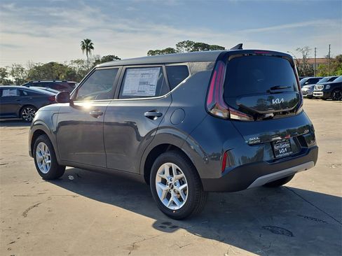 New 2025 Kia Soul LX image 6