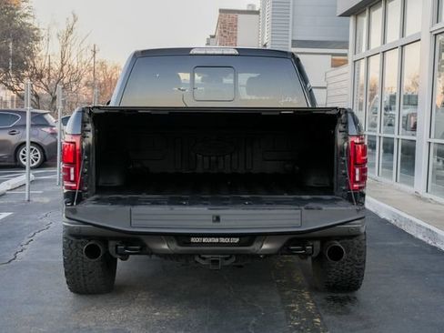Used 2018 Ford F150 Raptor w/ Equipment Group 802A Luxury AWD/4WD image 10