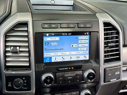 Used 2019 Ford F350 Platinum w/ Platinum Ultimate Package image 21