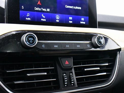 Used 2021 Ford Escape Titanium w/ Titanium Elite Package image 30