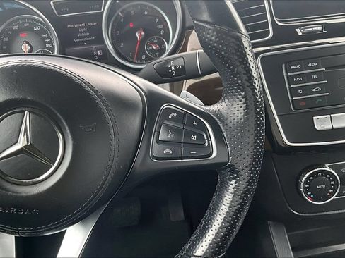 Used 2017 Mercedes-Benz GLS 450 4MATIC image 17