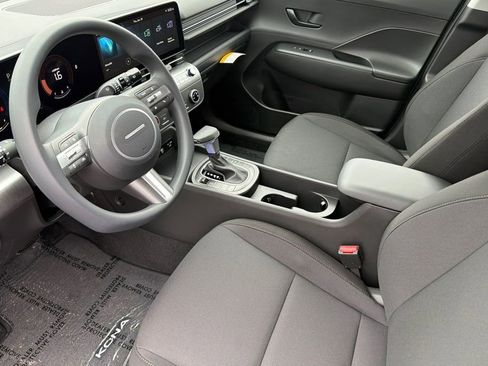 New 2026 Hyundai Kona SE image 8