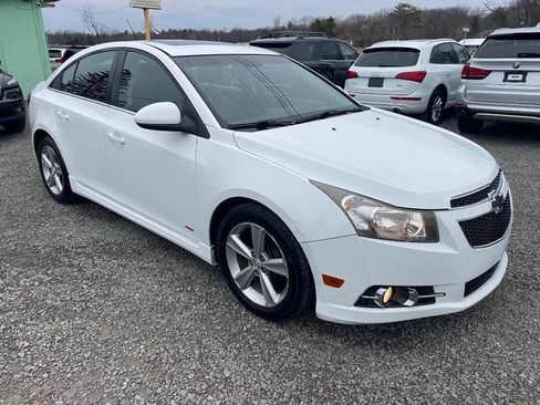 Used 2014 Chevrolet Cruze LT w/ RS Package FWD image 4
