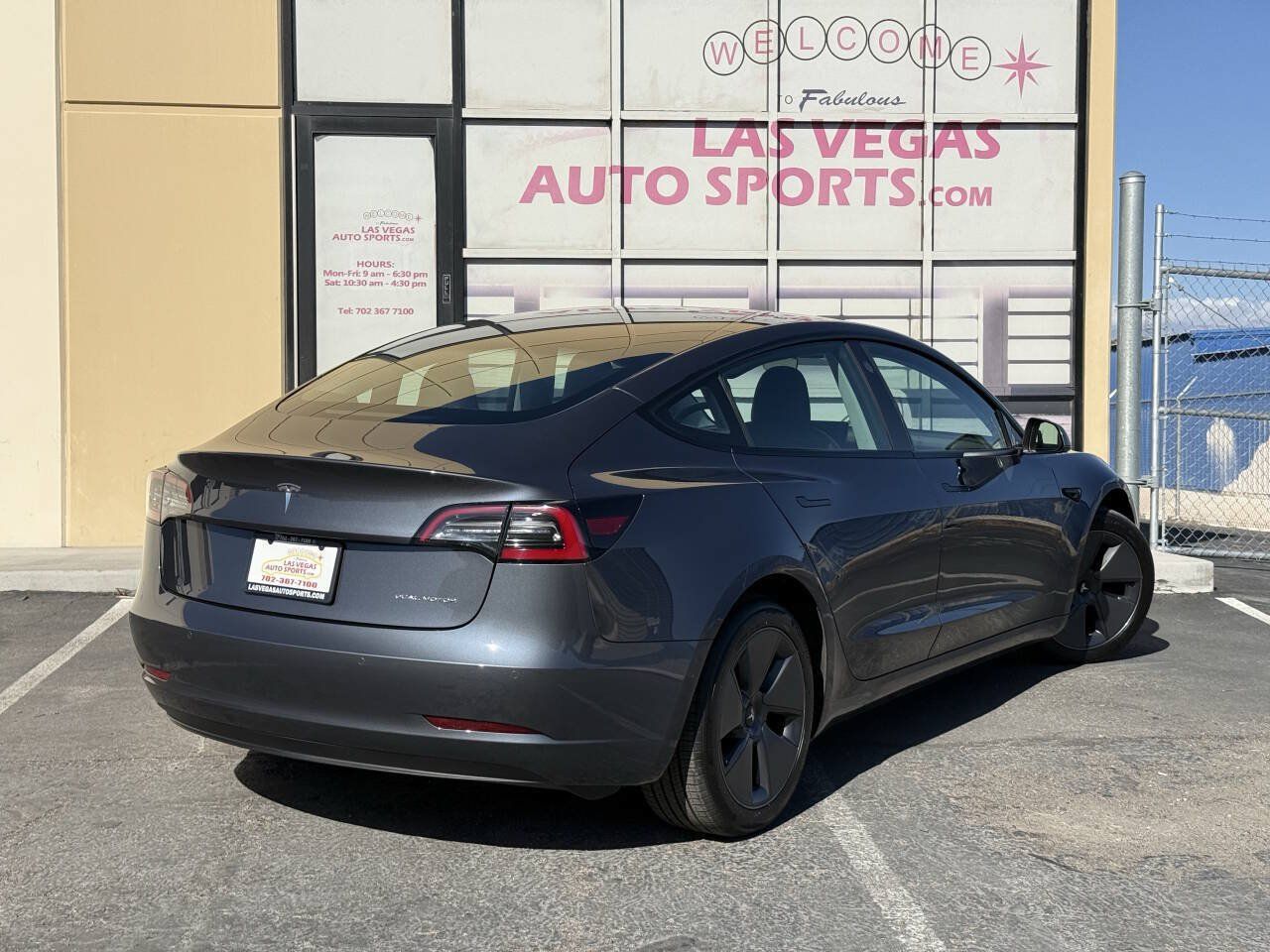 Used 2022 Tesla Model 3 Long Range AWD/4WD image 7