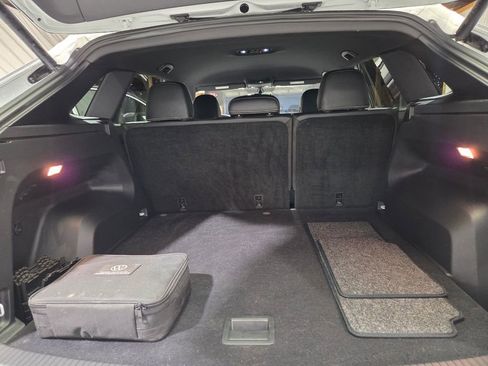 Used 2023 Volkswagen Atlas Cross Sport SE image 19