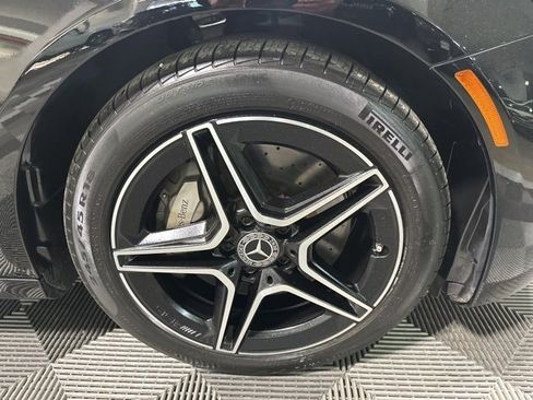 Certified 2022 Mercedes-Benz E 450 4MATIC Sedan image 9