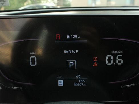 Used 2024 Kia Sportage EX FWD image 35