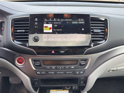 Used 2021 Honda Pilot Special Edition image 12