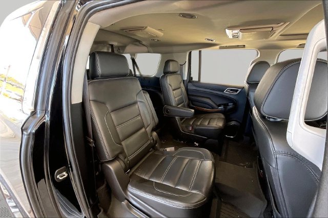 Used 2019 GMC Yukon XL Denali w/ Denali Ultimate Package AWD/4WD image 17