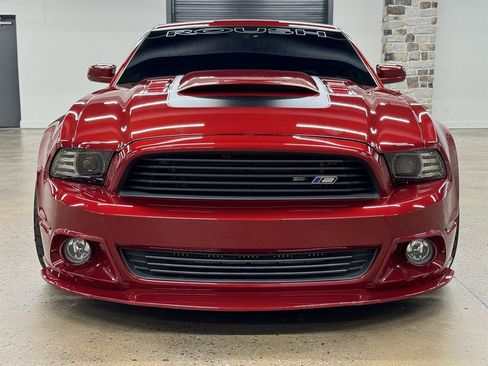 Used 2014 Ford Mustang GT Premium w/ GT Track Package RWD image 2