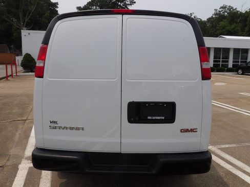 Used 2020 GMC Savana 2500 Extended w/ Driver Convenience Package RWD image 3