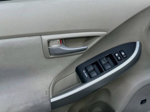 Used 2011 Toyota Prius Three FWD image 18