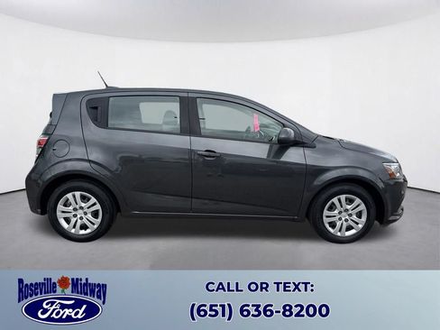 Used 2019 Chevrolet Sonic LT FWD image 9