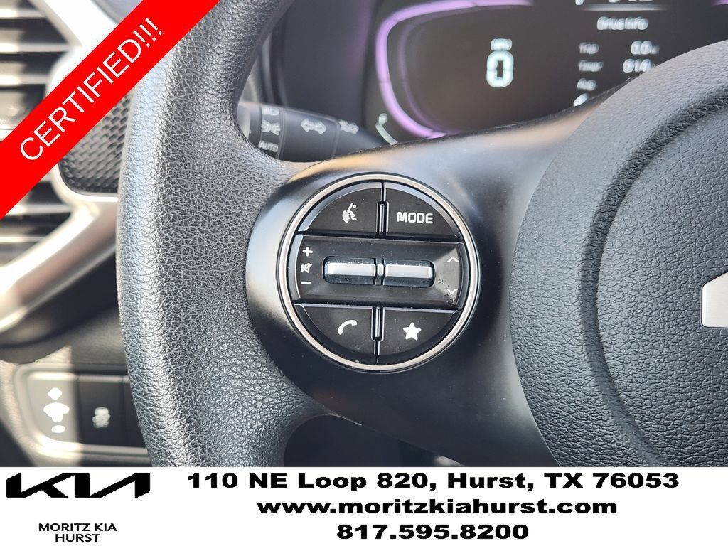 Certified 2025 Kia Soul LX w/ LX Technology Package FWD image 27