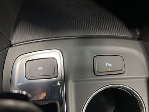 Certified 2023 Chevrolet Equinox LT AWD/4WD image 19