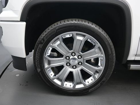 Used 2018 GMC Sierra 1500 Denali w/ Denali Ultimate Package AWD/4WD image 53