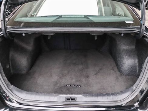 Used 2024 Nissan Altima 2.5 SV image 26