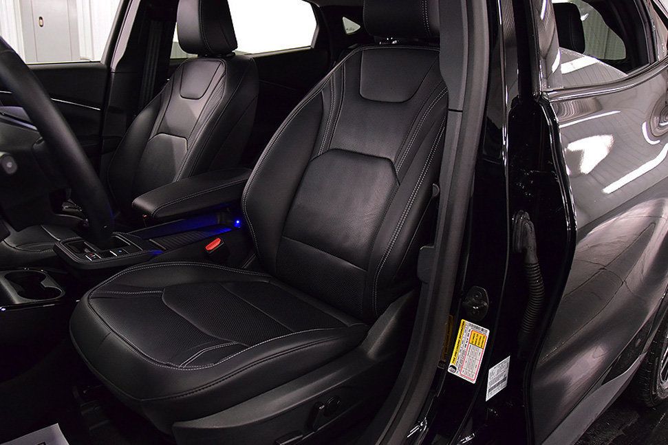 Used 2025 Ford Mustang Mach-E Premium AWD/4WD image 28